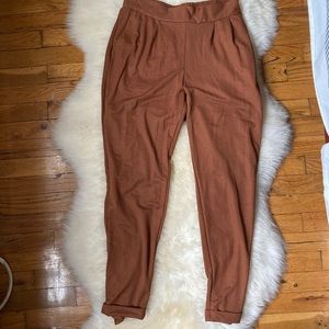 NWOT! Indigo Rein rust linen pants w elastic back